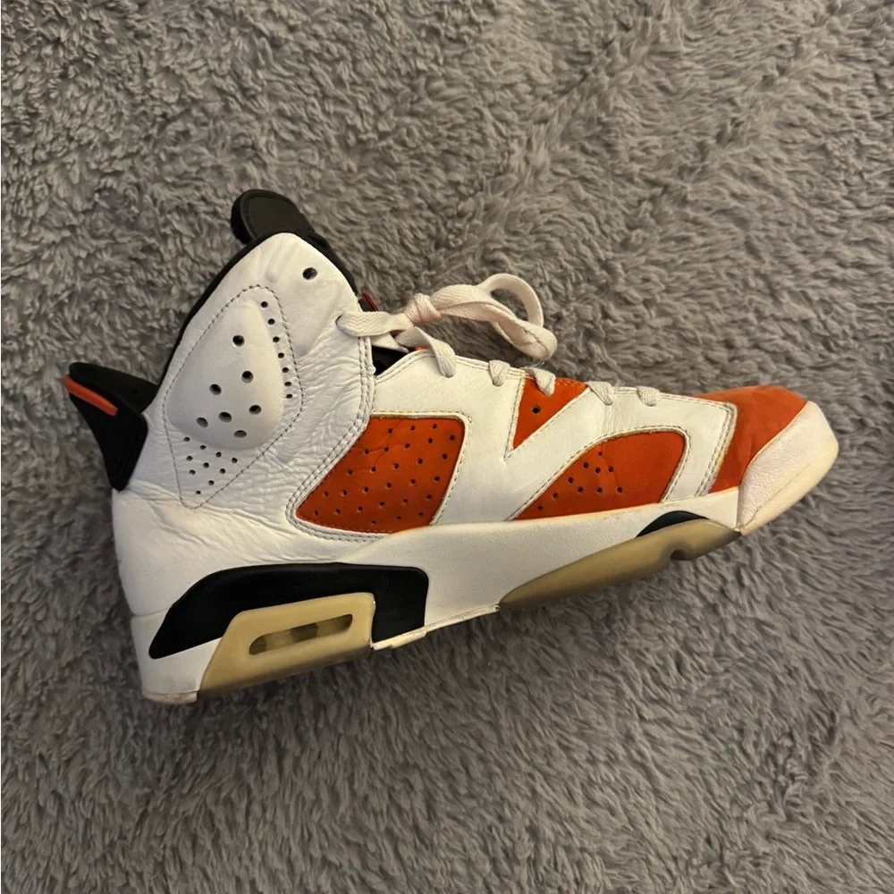 JORDAN Men’s Retro 6 Gatorade Size 9.5